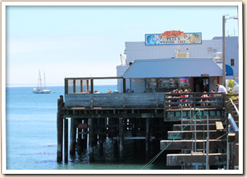 Pete's Seafood Cafe on the Harford Pier